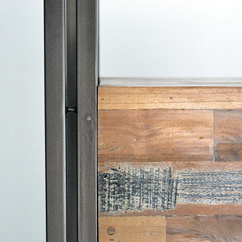 見せる収納、隠す収納、コレ一台で楽しめます。d-BODHI FERUM INDUSTRIAL 3DRAWERS SHELF
