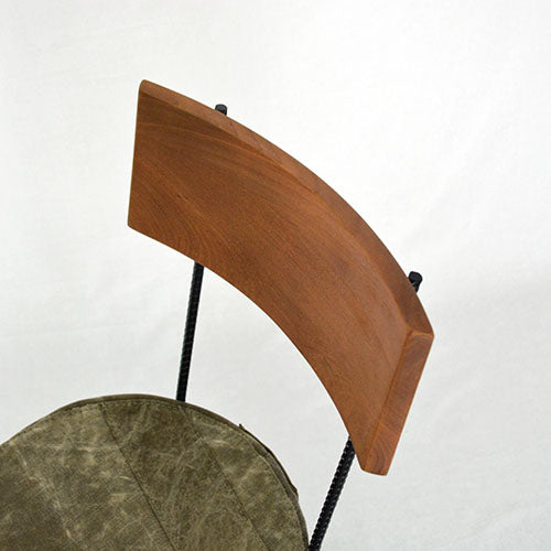 男前な顔付きになりました。d-Bodhi CAMPAGNA CHAIR BK MILITARY US