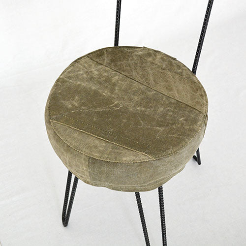 男前な顔付きになりました。d-Bodhi CAMPAGNA CHAIR BK MILITARY US