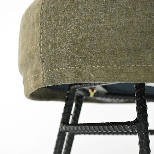 男前な顔付きになりました。d-Bodhi CAMPAGNA CHAIR BK MILITARY US