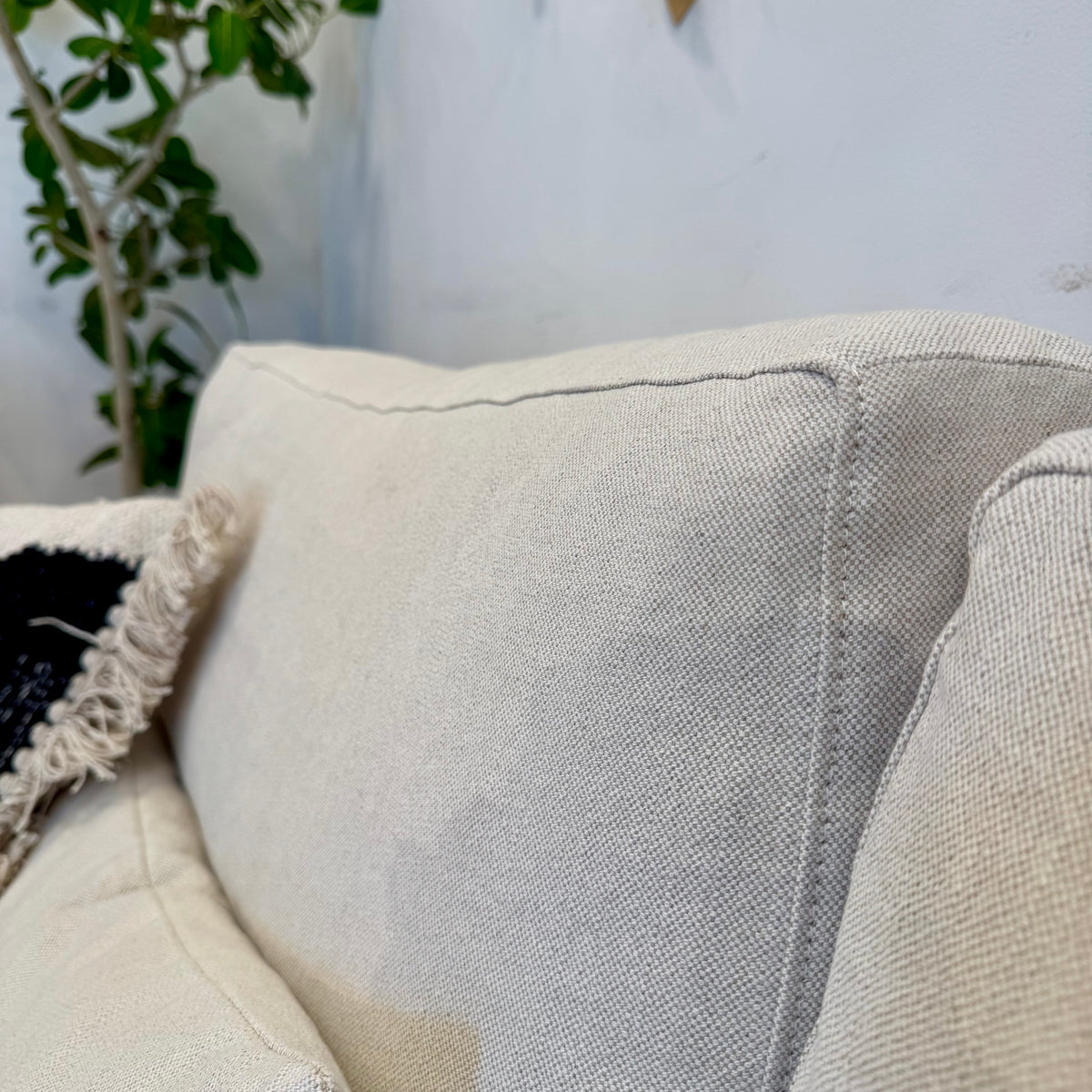 HALO PANAMA SOFA 2P アイボリー 綿60% 麻40% ファブリック生地の質感