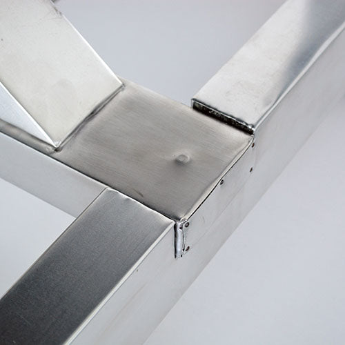 アルミで描く理想の空間 HALO BOSTON DINING TABLE W180
