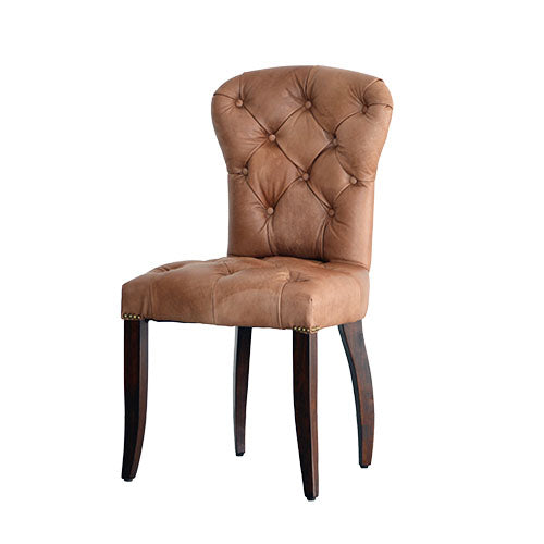 キャメルが上品、チェスターチェア HALO CHESTER CHAIR TINOSSI CAMEL