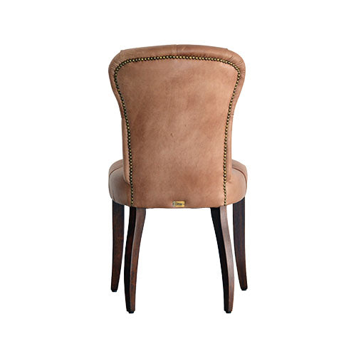 キャメルが上品、チェスターチェア HALO CHESTER CHAIR TINOSSI CAMEL