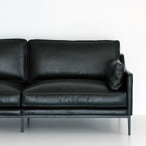 カリスマの部屋。/ XANDER DESIGNS / DAVIS 2.5P SOFA