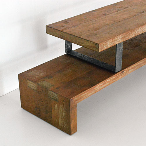 幅を決めるのはアナタだ。 / d-Bodhi EXTENDABLE TV DRESSER S