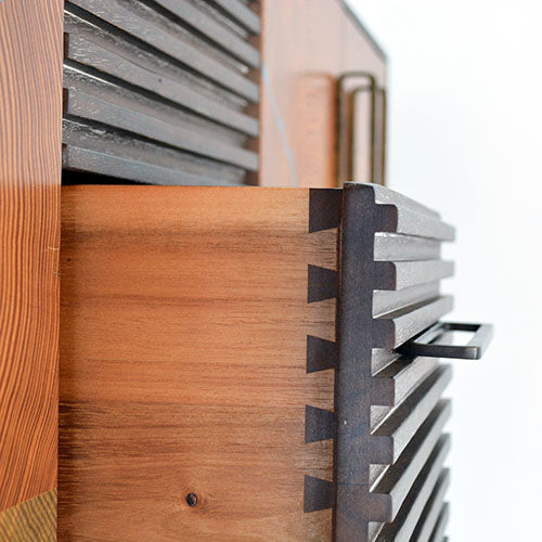 アクセサリーを楽しむように bina EVANS CABINET