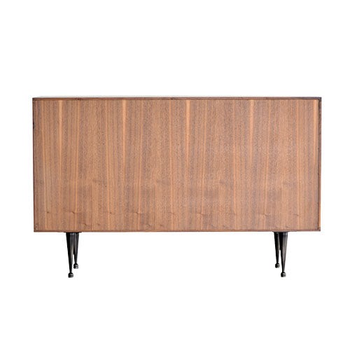 この一台が空間を劇的に変化させる bina JULIAN SMALL DRESSER