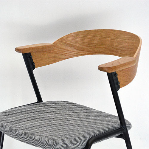自動で笑顔になる。 / a.depeche danis short arm chair NT-CGY