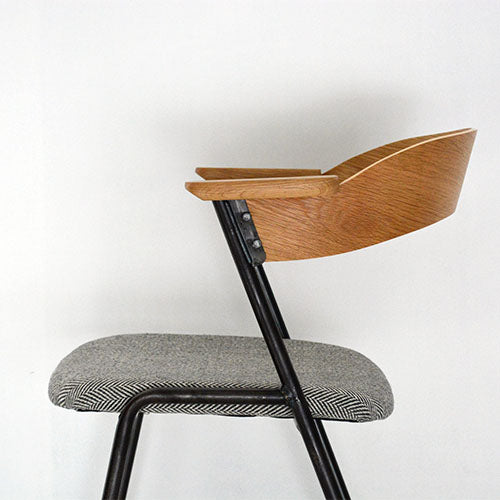 自動で笑顔になる。 / a.depeche danis short arm chair NT-CGY