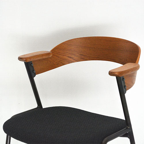 引力が強すぎます。/ a.depeche danis short arm chair BR-CMB