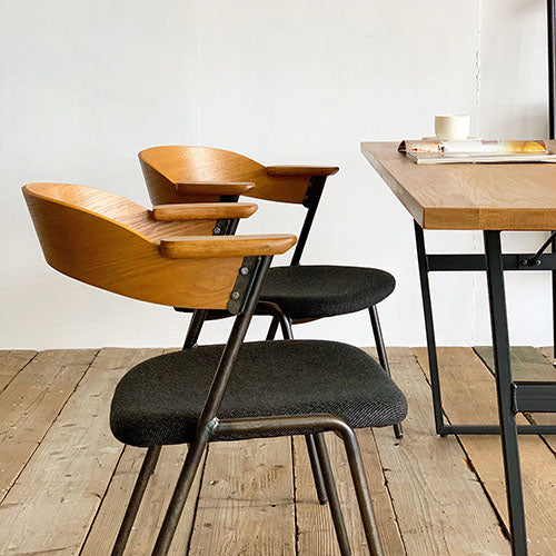 引力が強すぎます。/ a.depeche danis short arm chair BR-CMB