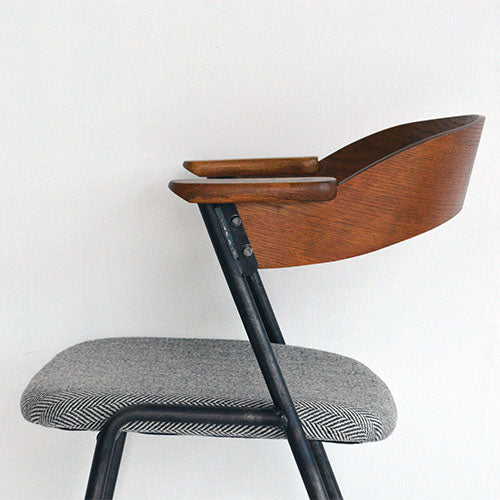 木と鉄の密接な関係。/ a.depeche danis short arm chair BR-CGY