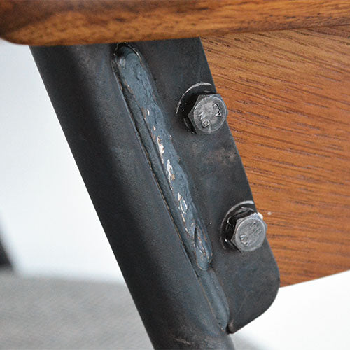 木と鉄の密接な関係。/ a.depeche danis short arm chair BR-CGY