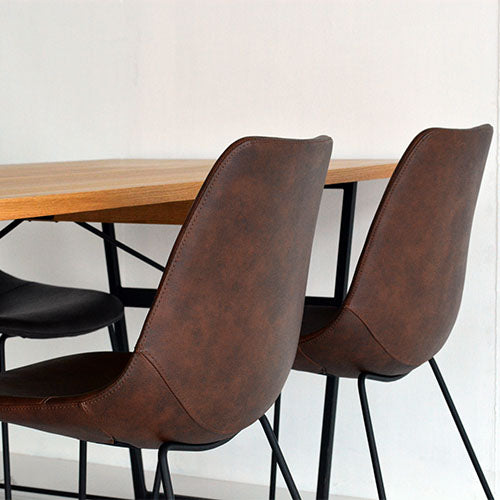 シルエットの美しさで勝負しよう。/ a.depeche splem table PUNISH chair