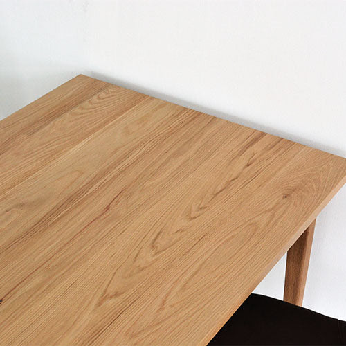 このバランス絶妙です。/ a.depeche solo table PUNISH chair