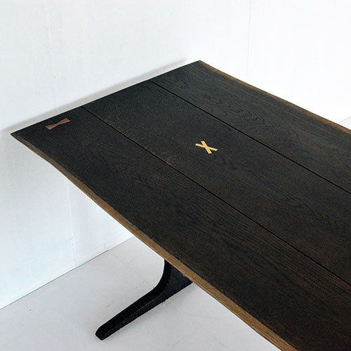 シックにまとめました。/ SQUARE ROOTS / T LEG DINING TABLE / SEAREDOAK OAK / BK LEG