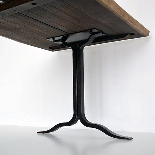 悠久の時が創り出した芸術 SQUARE ROOTS / SIVA DINING TABLE