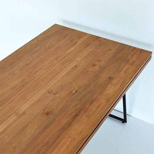センスも気分もアゲていこう。 / dareels YE 160 DINING TABLE