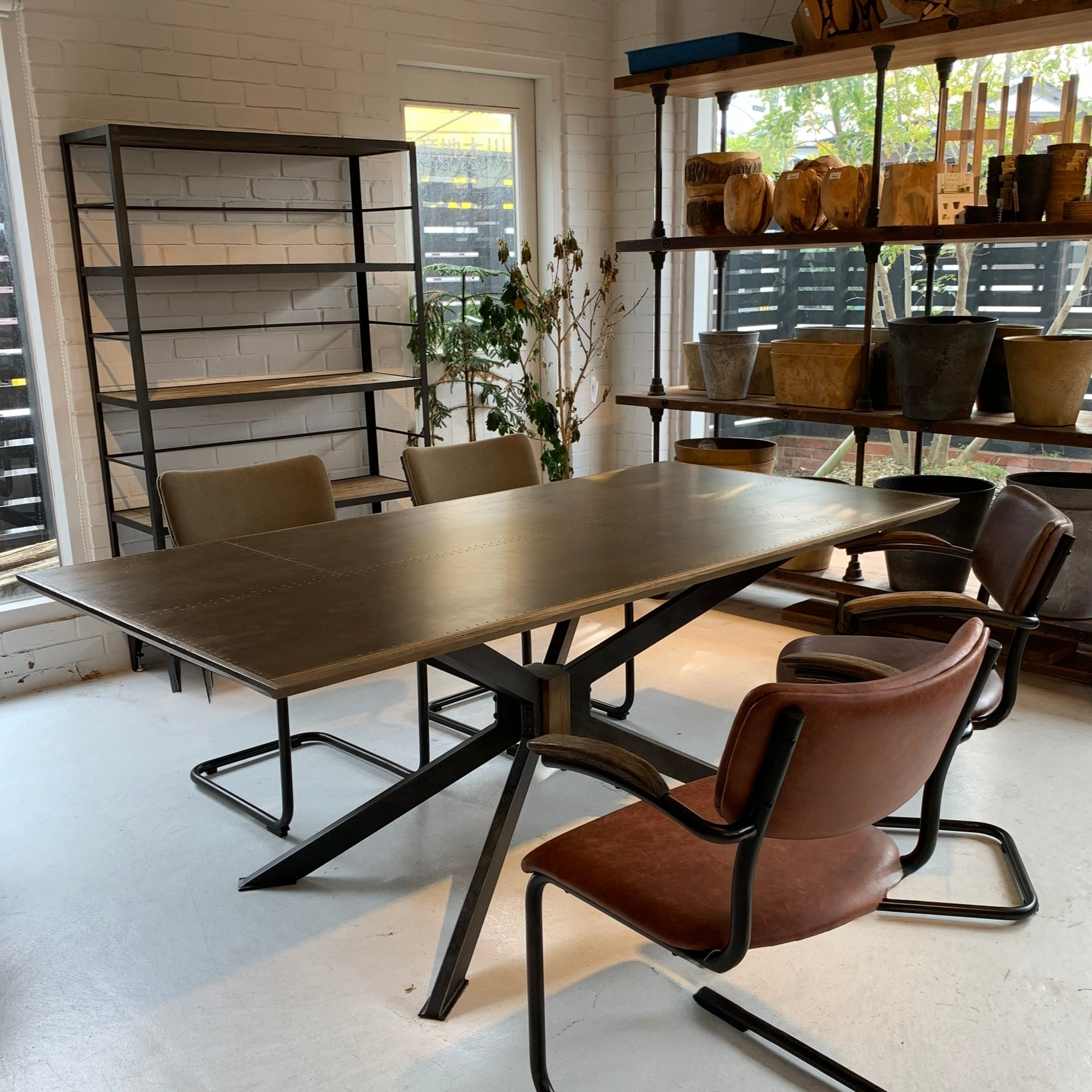 Knot antiques MERLIN TABLE 2000|200cmでも使いやすい大型ダイニングテーブル