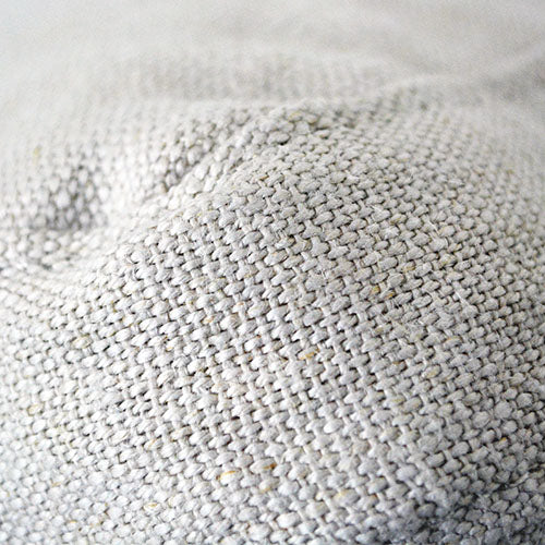 リネン100% 張地の織り目アップ(さらっとした触り心地の質感)