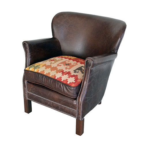 小さいながらも品格があります。HALO PROFESSOR ARM CHAIR
