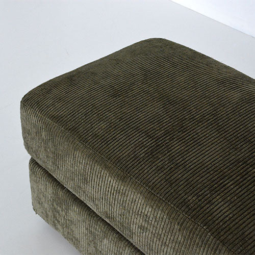 足をドーンと伸ばしたい。/ BEACH FURNITURE / OTTOMAN 70 CORDUROY KHAKI