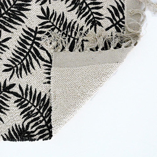 a.depeche roll tufted rug 2117 black LEAF