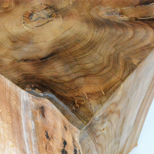 迫力の断面。/ dareels SOLID STOOL SQUARE