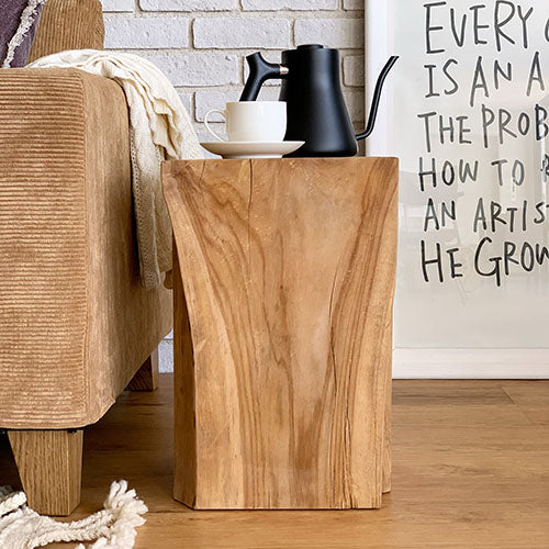 迫力の断面。/ dareels SOLID STOOL SQUARE