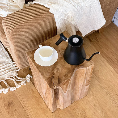 迫力の断面。/ dareels SOLID STOOL SQUARE