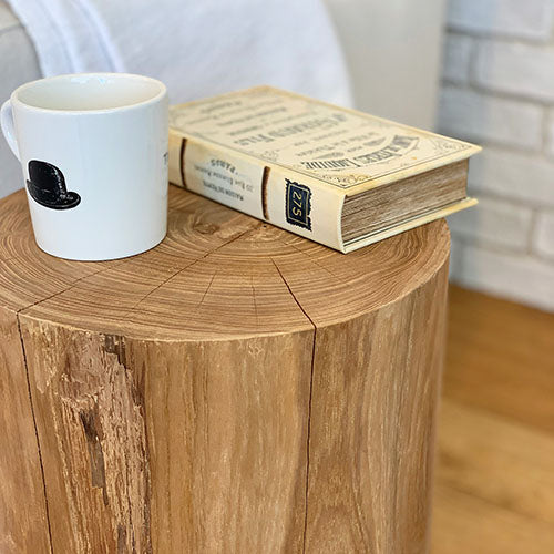 これぞ、萌え断。/ dareels SOLID STOOL ROUND