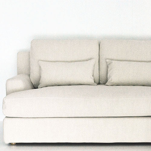 座りながら寝ているソファ。 / HALO PANAMA CHAISE LOUNGE SOFA RHF