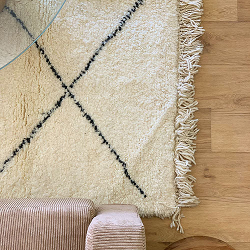 コーデュロイのカウチソファ、ここにあります。/ BEACH FURNITURE / BAY SOFA 84(R) CORDUROY CAMEL