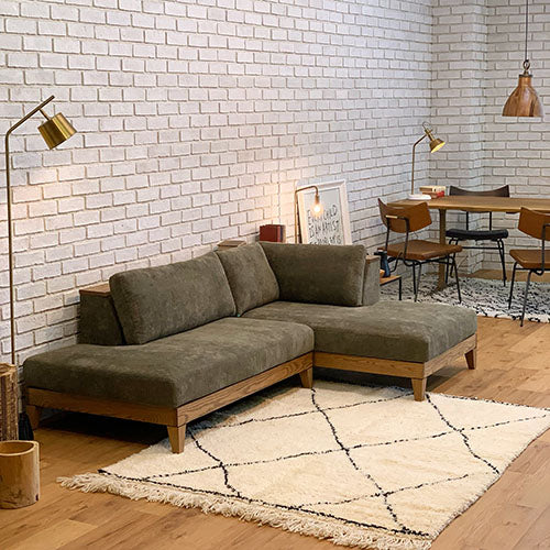 夢のコラボレーションが実現。/ BEACH FURNITURE / BAY SOFA 64 WST(R) CORDUROY KHAKI