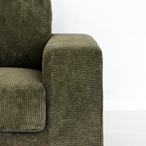 座るだけじゃ、もったない。 / BEACH FURNITURE / BAY SOFA 72 CORDUROY KHAKI