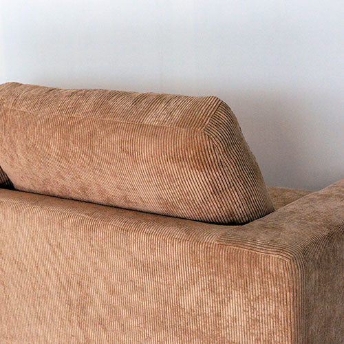 BAY SOFA 72 コーデュロイ キャメル|背クッション 上面のライン 近接(形が整う)