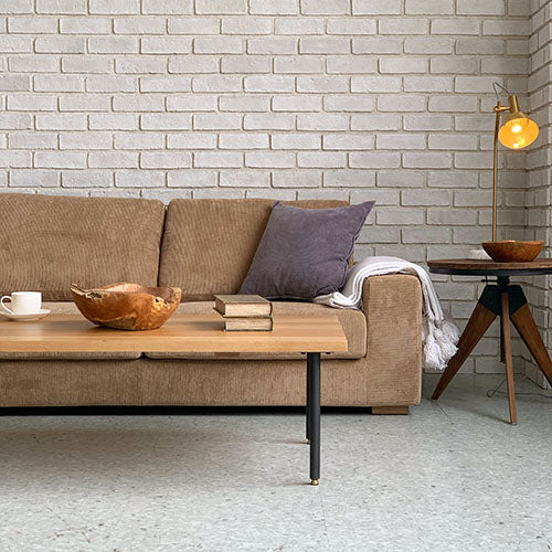 一人の時間も、家族の時間も。心地よいひとときを届ける
ソファ。 / BEACH FURNITURE / BAY SOFA 72 CORDUROY CAMEL
