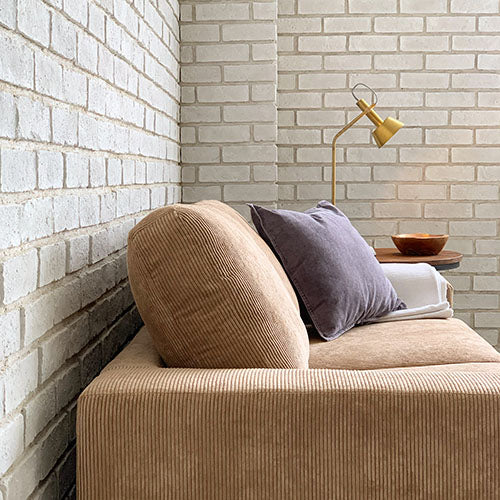 一人の時間も、家族の時間も。心地よいひとときを届ける
ソファ。 / BEACH FURNITURE / BAY SOFA 72 CORDUROY CAMEL