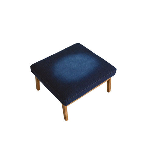 これぞ育成型、セルビッチデニムのオットマン。/ SWITCH Orland Ottoman