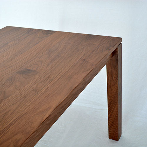 カッコ良くて実用的。 / Leaves Walnut