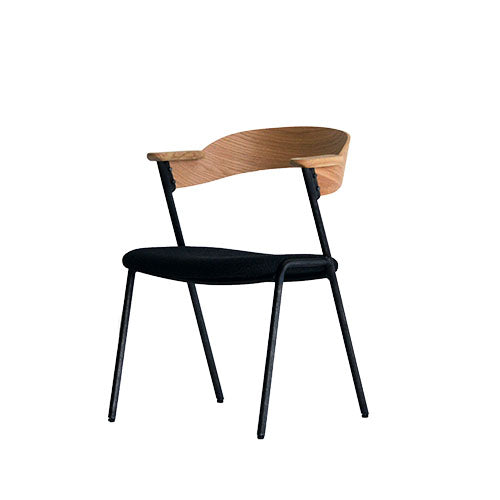 この掛けやすさは発明です。 / a.depech danis short arm chair NT-CMB