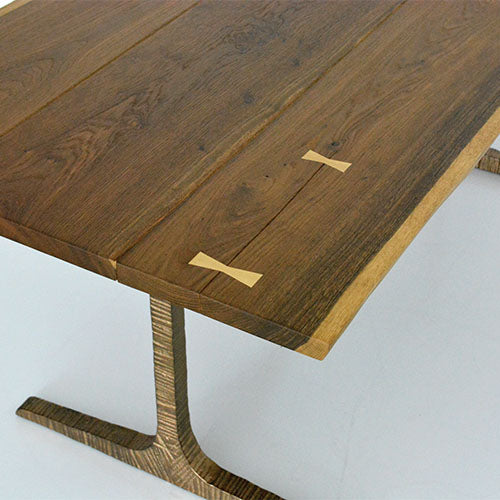 衝撃のカッコ良さ。 / SQUARE ROOTS / T LEG DINING TABLE / SMOKED OAK / BRONZE LEG