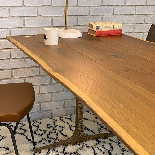 衝撃のカッコ良さ。 / SQUARE ROOTS / T LEG DINING TABLE / SMOKED OAK / BRONZE LEG