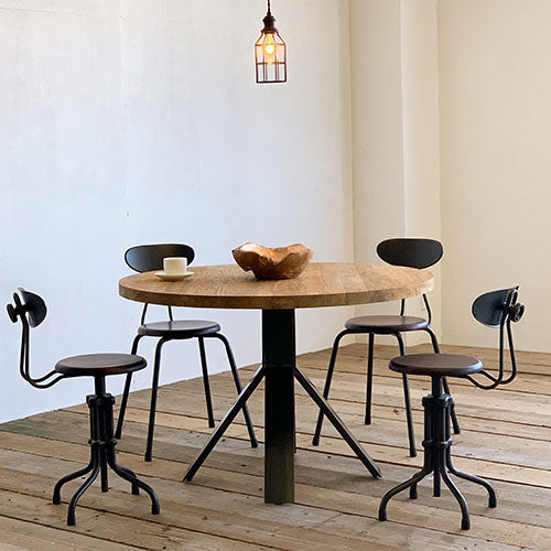 ビンテージな丸テーブル、ここにあります。 / dareels JATI CIRCLE 110 DINING TABLE