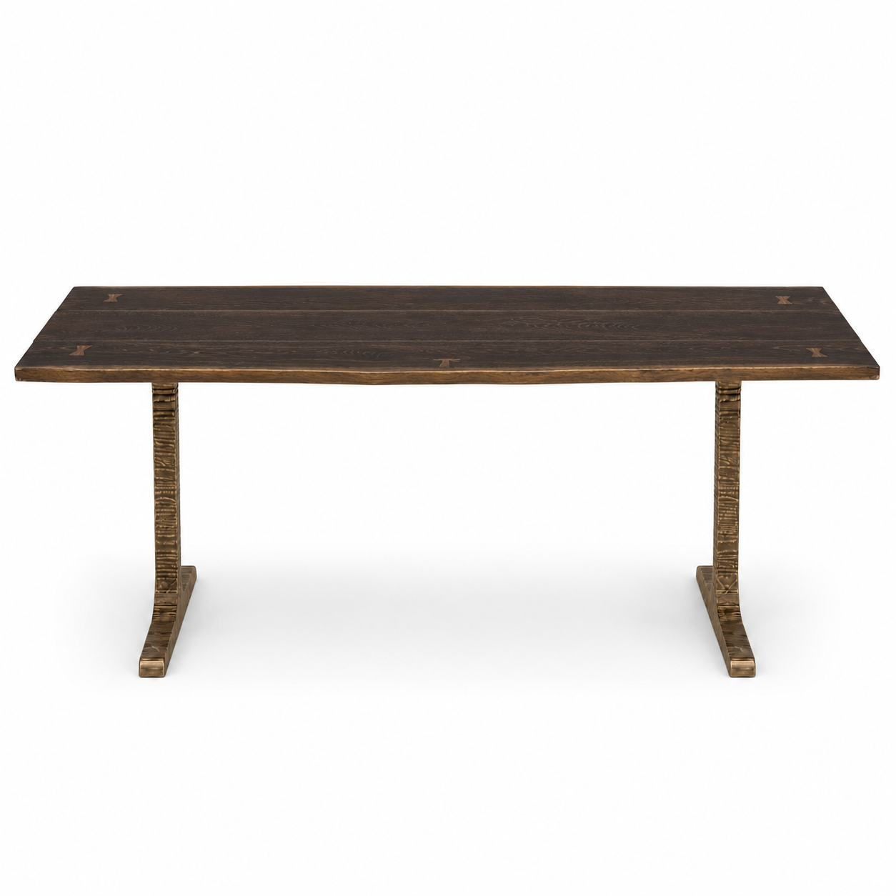 SQUARE ROOTSのT-LEG DINING TABLE、無垢材天板とブロンズ色のT字脚を白背景で正面から撮影