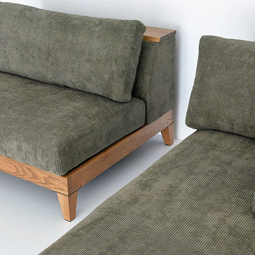 夢のコラボレーションが実現。/ BEACH FURNITURE / BAY SOFA 64 WST(R) CORDUROY KHAKI