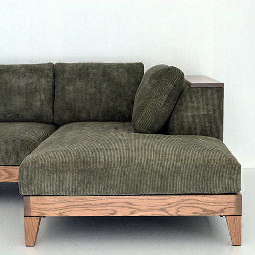 夢のコラボレーションが実現。/ BEACH FURNITURE / BAY SOFA 64 WST(R) CORDUROY KHAKI